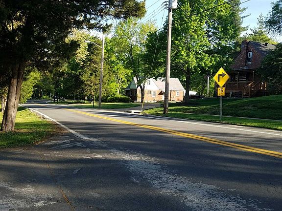 4th image of 11278 De Runtz Ave