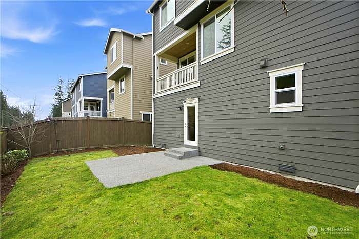 1st image of 18615 46th Ave SE