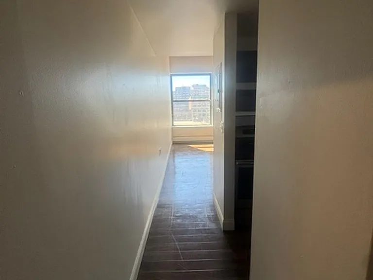 SilverBrick Lofts — Photo 31