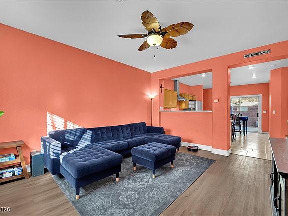 3rd image of 6122 Mountain Hemlock Ave