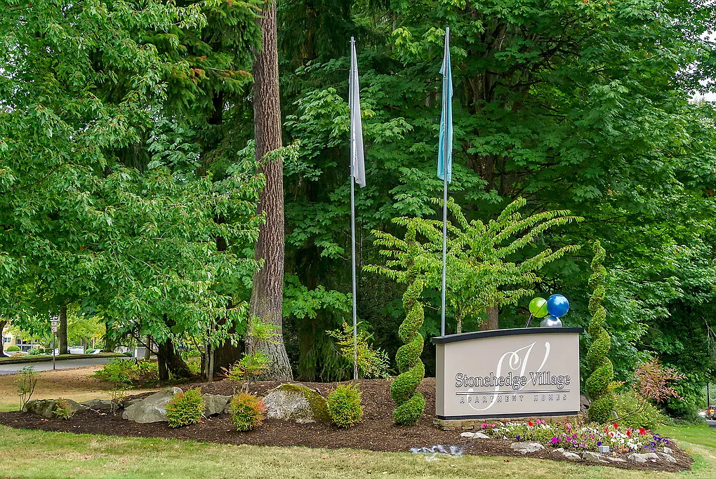 Stonehedge Village — Photo 4