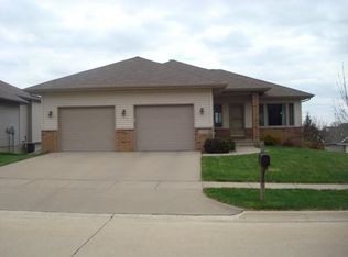 4539 York Pl, Iowa City, IA 52245