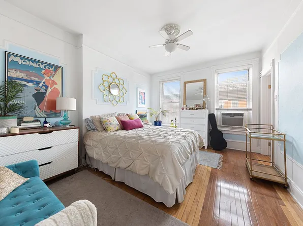 664 Henry St, Brooklyn, NY 11231
