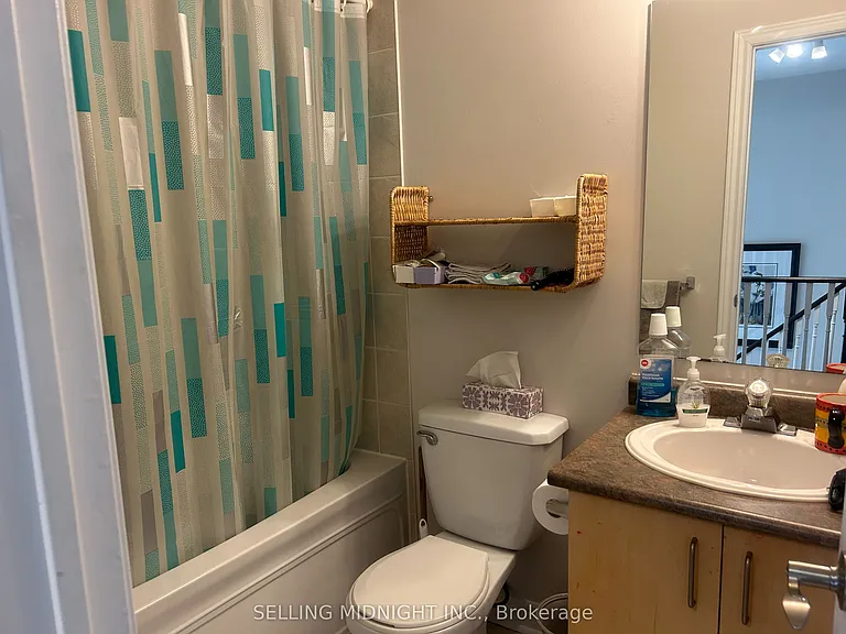 2413 Ravinebrook Cres — Photo 29