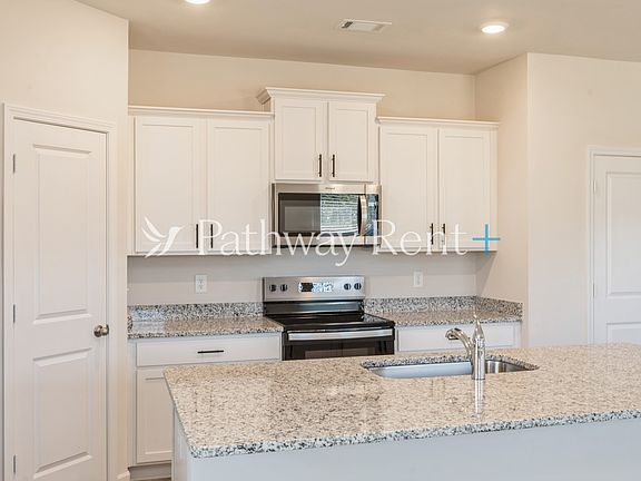 5th image of 422 Prescott Way