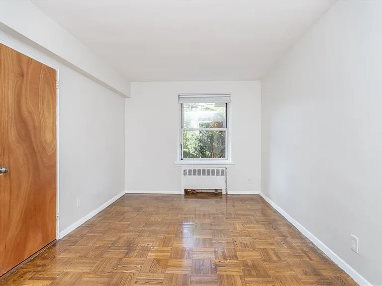 730 Pelham Road — Photo 14