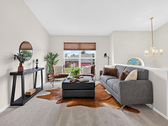 4th image of 56 Ashton Dr