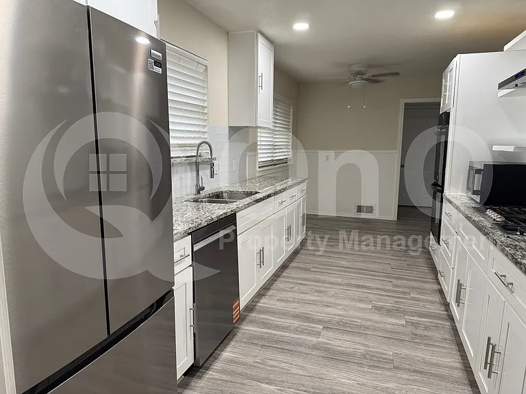 9007 Sweetwater Dr — Photo 9