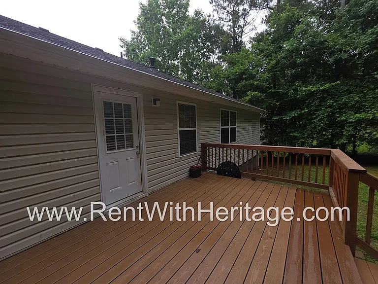 1550 Cedar Hl — Photo 56