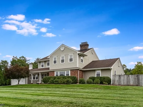 24 Pottersville Rd, Peapack Gladstone Boro, NJ 07934