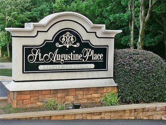 2nd image of 808 Augusta Dr