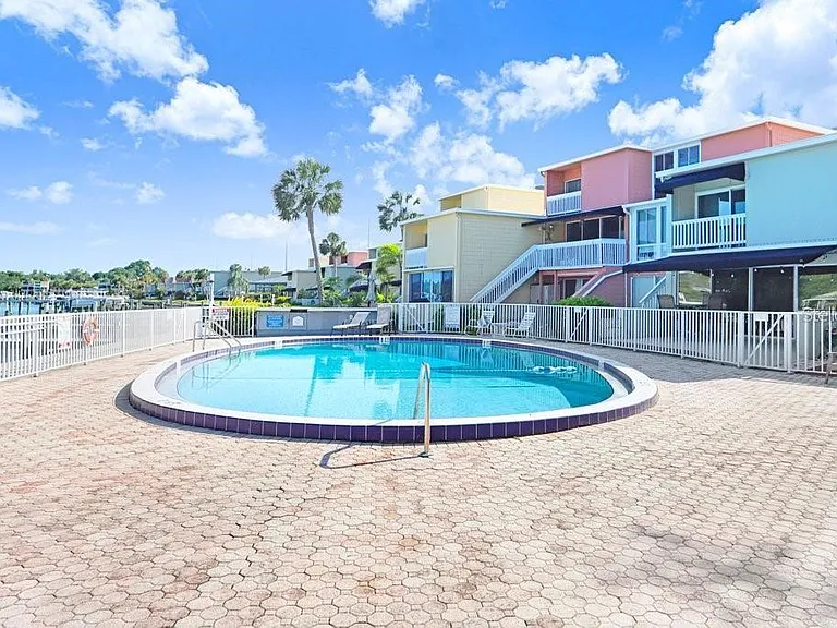 2424 W Tampa Bay Blvd #M205 — Photo 21