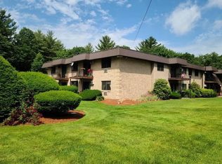 2 Strawberry Bank Rd, Nashua, NH 03062