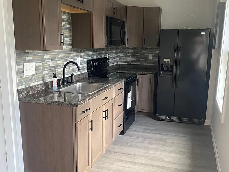 19 Randall St #2 — Photo 1