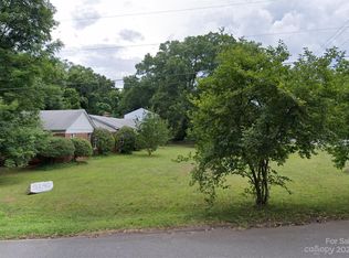 5140 Sardis Rd, Charlotte, NC 28270