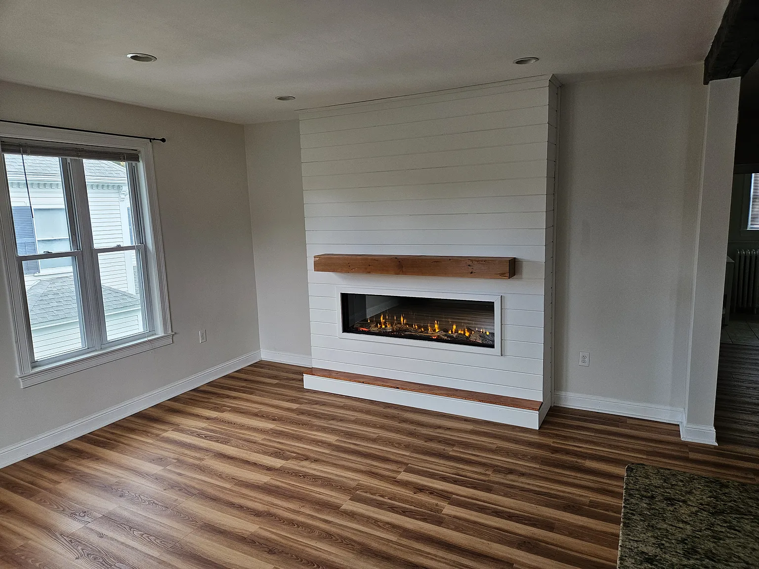 3 bed, 1600 sqft, $3,500 — Photo 2