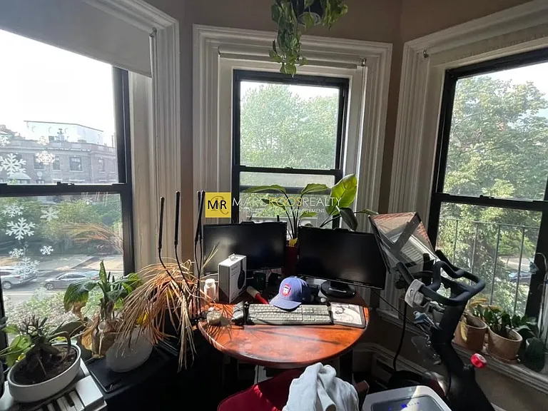 379 Beacon St #3F — Photo 5