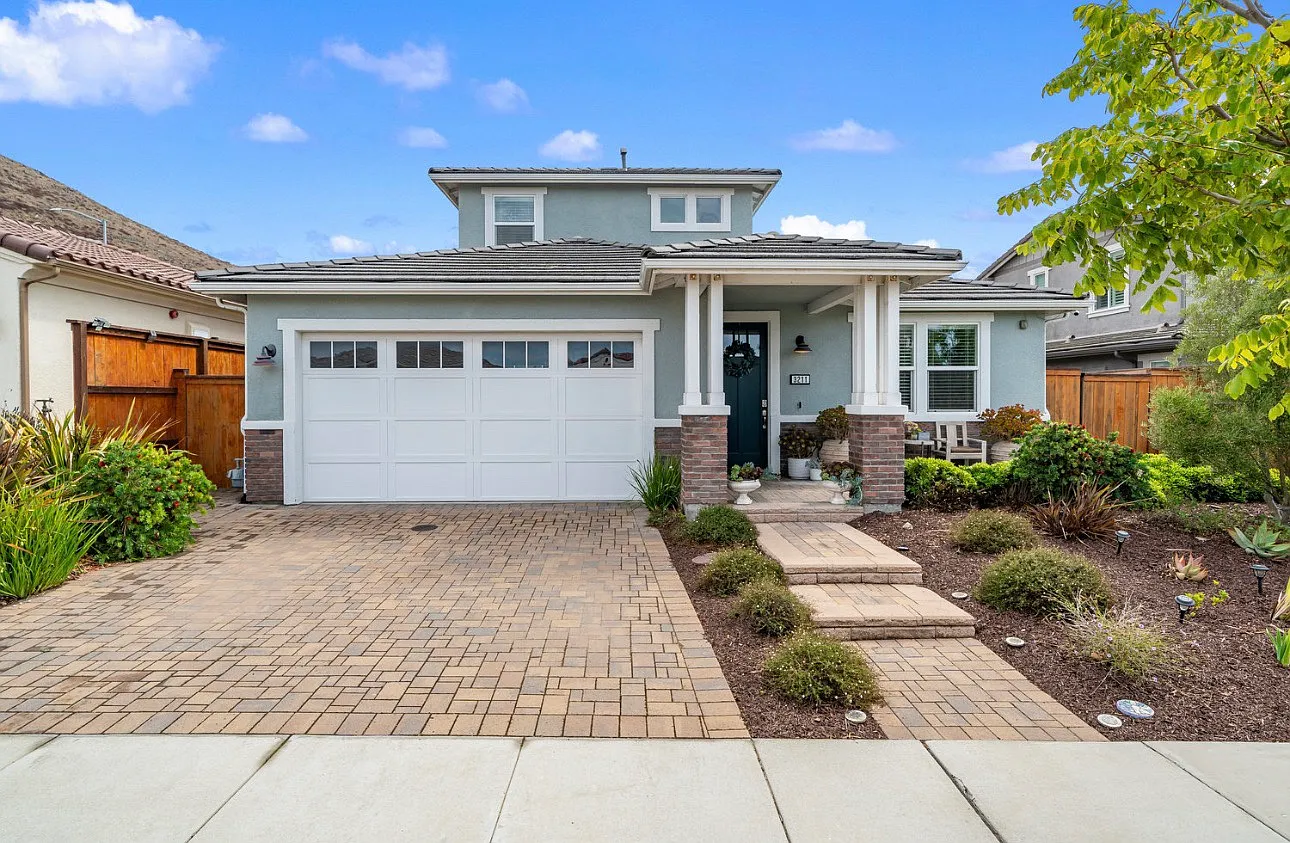 3211 Violet St — Photo 1