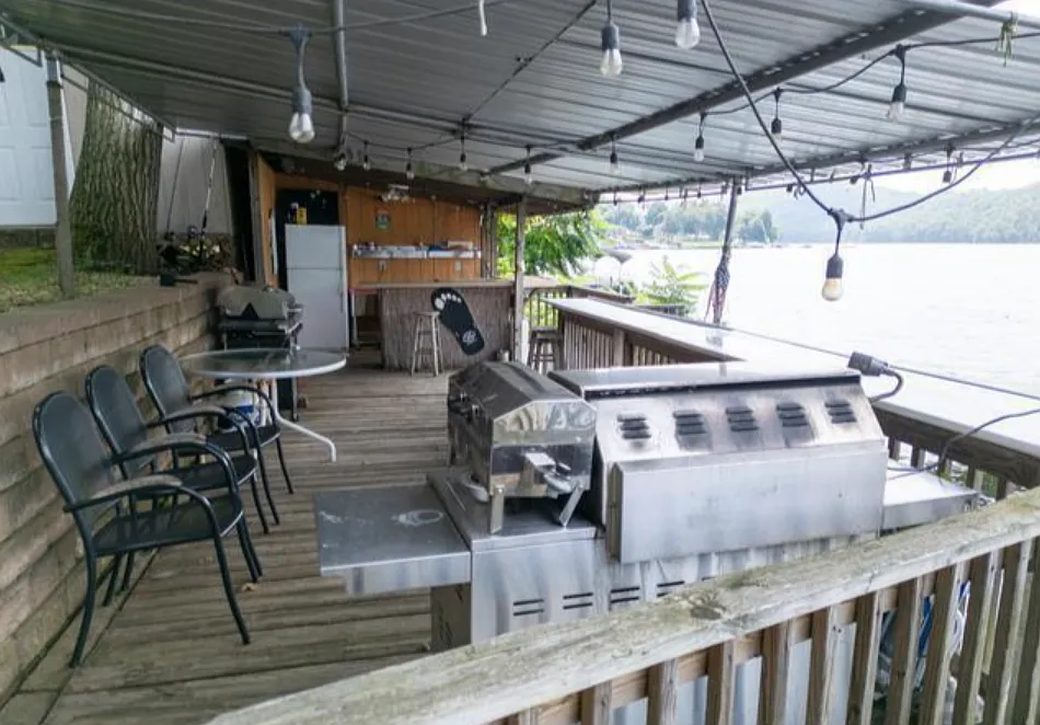 2 bed, 632 sqft, $2,575 — Photo 4
