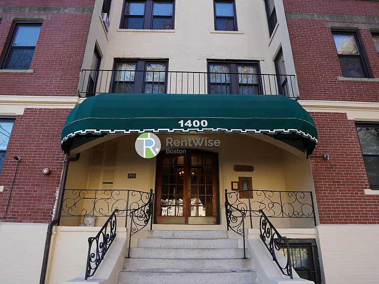 1400 Commonwealth Ave #15 — Photo 22