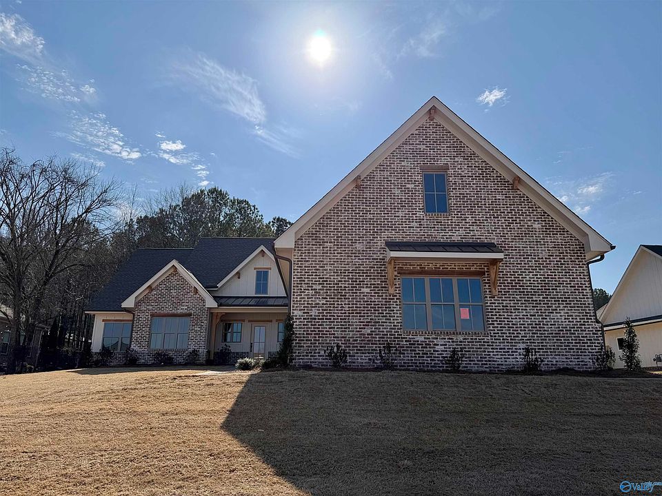1st image of 317 Lake Creek Dr