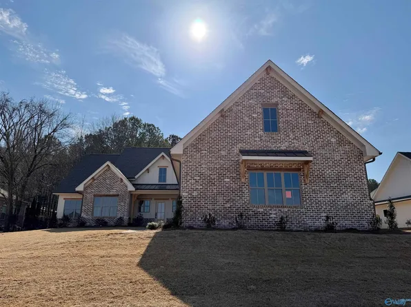 317 Lake Creek Dr, Joppa, AL 35087