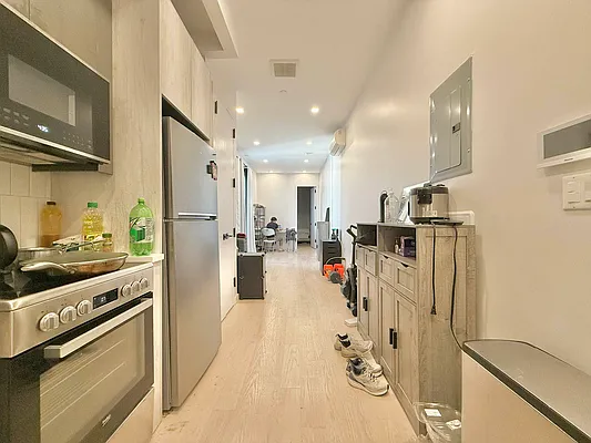 Rented by Doorway NYC, LLC | media 21