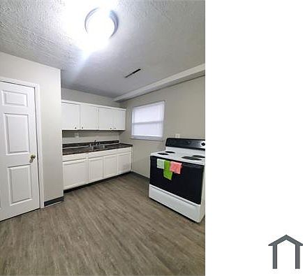 2nd image of 2897 E 9th Ave APT C