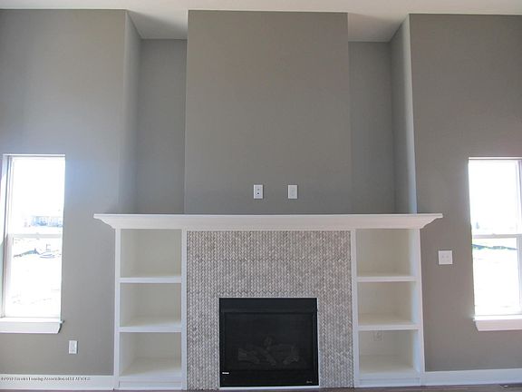 3rd image of 2198 Rolling Hills Dr