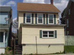 915 Main St, Slatington, PA 18080