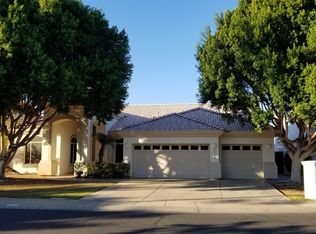 2104 E Clipper Ln, Gilbert, AZ 85234