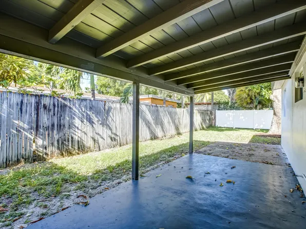 5840 NE 1 Ter Terrace, Oakland Park, FL 33334