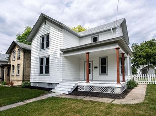 303 College Ave, Watertown, WI 53094