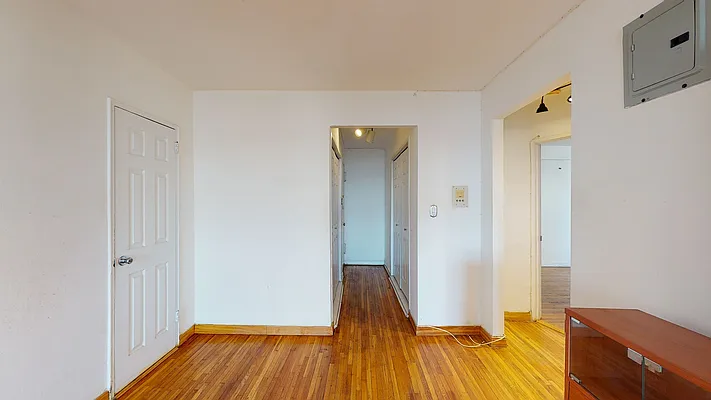 Sold by Diamond Real, Inc. | media 8