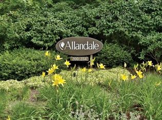 222 Allandale Rd #C, Chestnut Hill, MA 02467