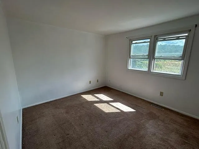 8 Crestview Dr — Photo 21