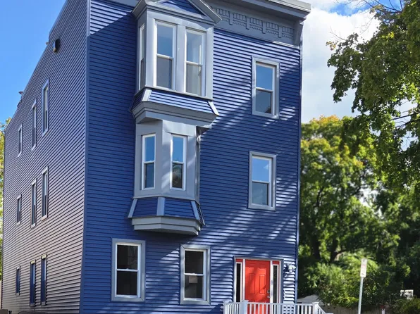 2358 17th St APT 2, Troy, NY 12180