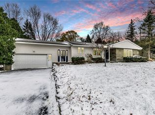 1 Golfview Ln, Jamesville, NY 13078