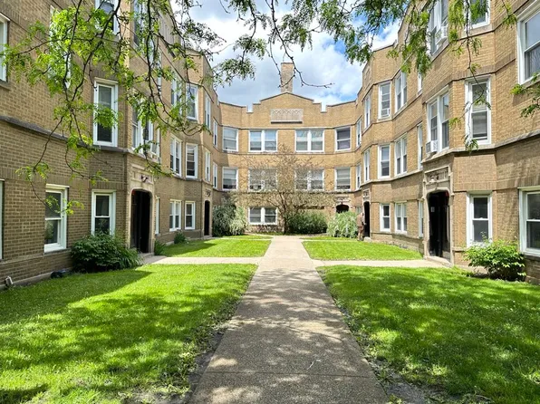 4826.5 W Addison St #6H, Chicago, IL 60641