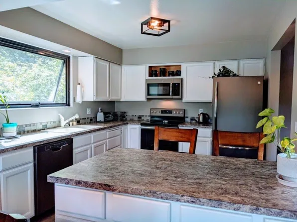 1002 W 7th Ave APT 101, Spokane, WA 99204