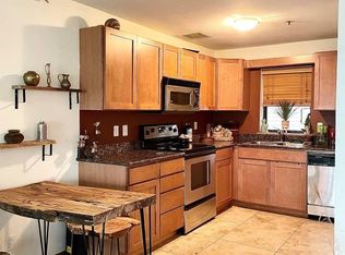 810 NW Naito Pkwy APT F2, Portland, OR 97209