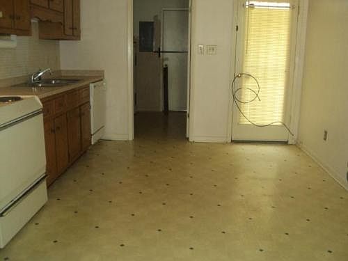 2nd image of 6472 Rockford Dr