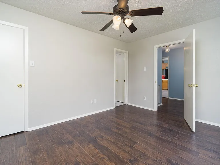 2902 Laurelridge Dr — Photo 23