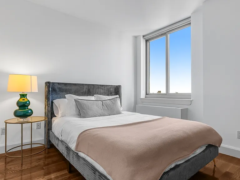 225 Schermerhorn St #21E — Photo 5