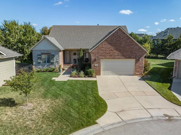 2050 N Paddock Green Ct, Wichita, KS 67206