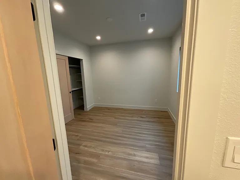 Larkspur Lane Level — Photo 17