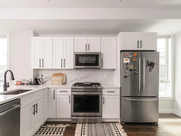 17 Chestnut Ave #3 — Photo 3