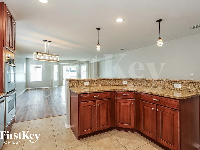 335 Candlebark Dr — Photo 7
