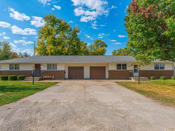221 Miner St, Lincoln, IL 62656