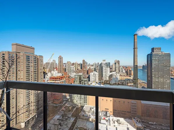 515 E 72nd St APT 28A, New York, NY 10021
